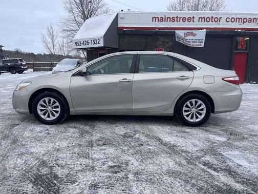 2015 Toyota Camry LE
