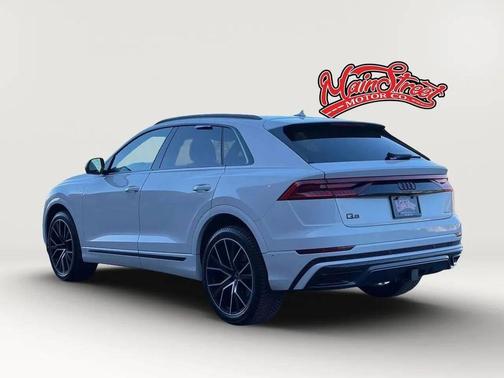 2022 Audi Q8 55 Prestige