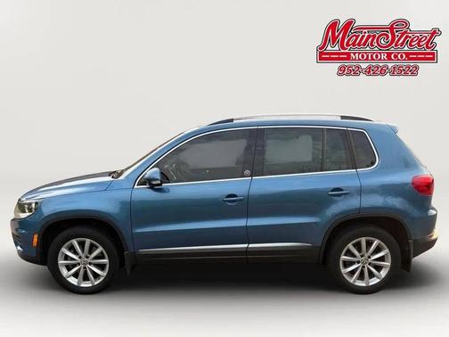 Pacific Blue Metallic 2017 Volkswagen Tiguan 2.0T Wolfsburg Edition