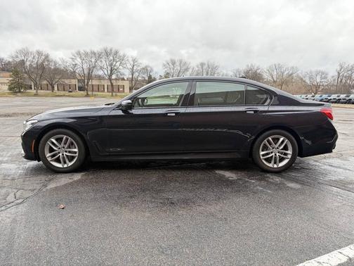 Imperial Blue Metallic 2017 BMW 750 i xDrive