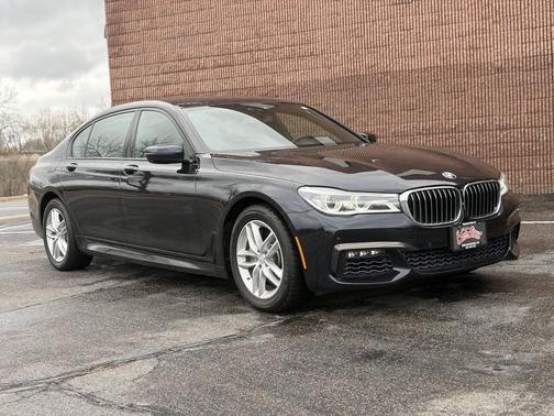 Imperial Blue Metallic 2017 BMW 750 i xDrive