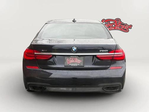 Imperial Blue Metallic 2017 BMW 750 i xDrive