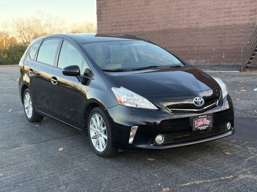 Black 2014 Toyota Prius v Five