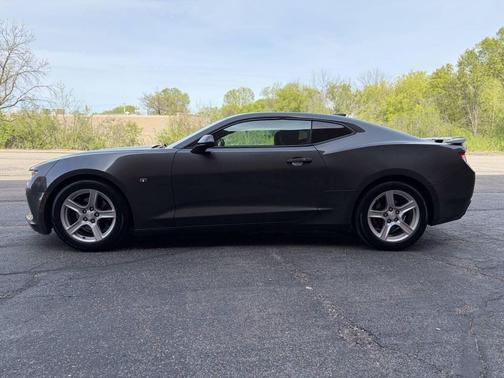 Nightfall Gray Metallic 2016 Chevrolet Camaro 1LT