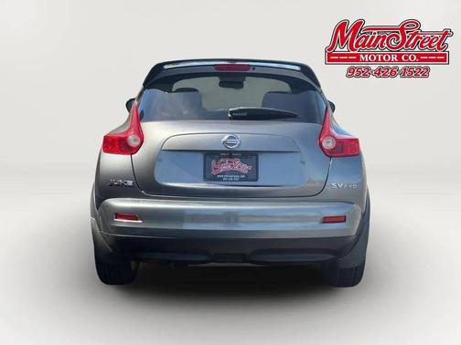 Gun Metallic 2011 Nissan Juke SV