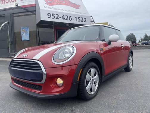 2017 MINI Hardtop Cooper