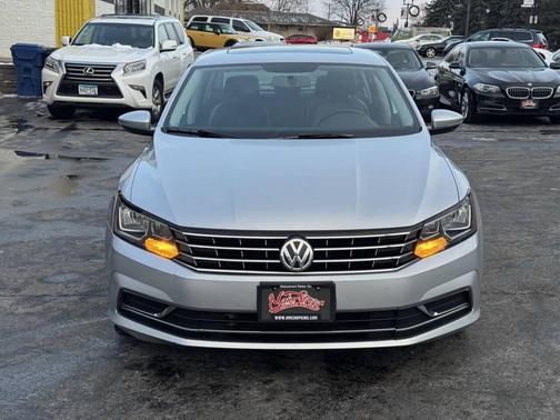 2018 Volkswagen Passat 2.0T SE