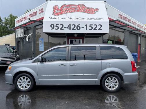 2015 Chrysler Town & Country Touring