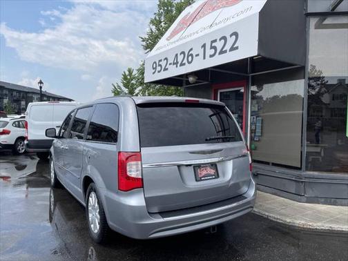 2015 Chrysler Town & Country Touring