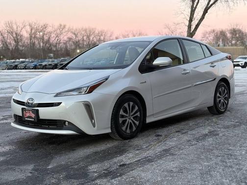 2022 Toyota Prius XLE