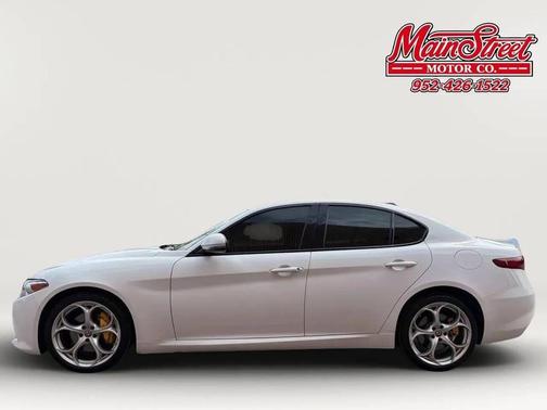Alfa White 2020 Alfa Romeo Giulia Ti Sport