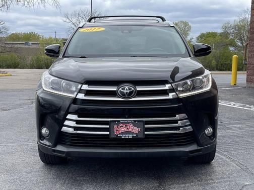 Midnight Black Metallic 2017 Toyota Highlander Limited Platinum