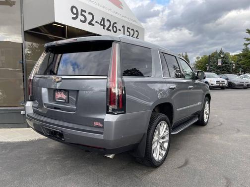 2020 Cadillac Escalade Luxury