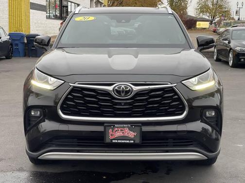 2020 Toyota Highlander Platinum