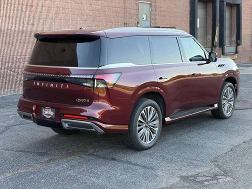 Maroon 2025 INFINITI QX80 Luxe