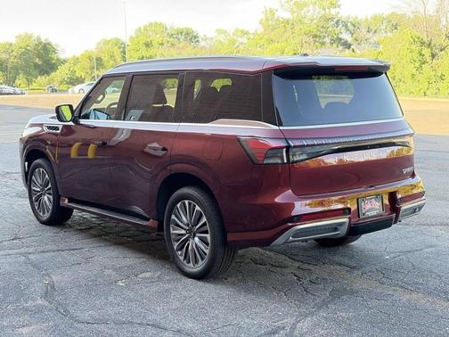 Maroon 2025 INFINITI QX80 Luxe