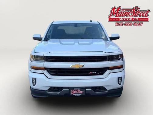 White 2018 Chevrolet Silverado 1500 2LT