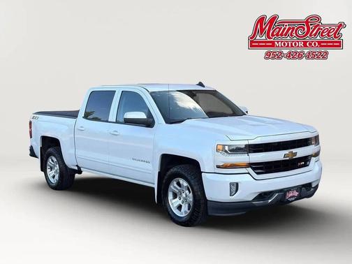 White 2018 Chevrolet Silverado 1500 2LT