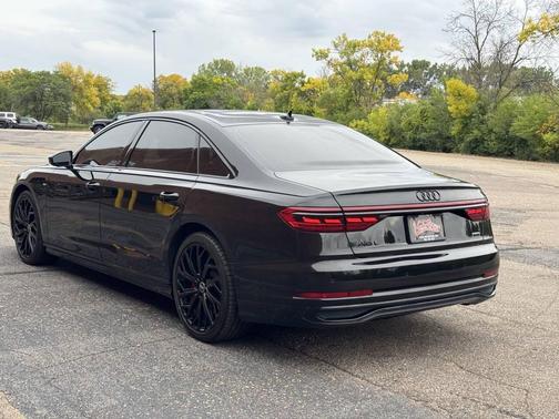 Mythos Black Metallic 2022 Audi A8 L 55 TFSI quattro Tiptronic