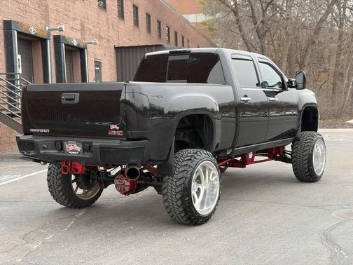 2011 GMC Sierra 2500 Denali