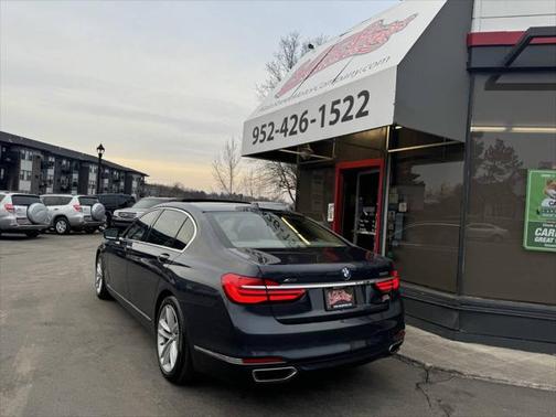 2016 BMW 750 i xDrive