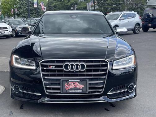 2015 Audi S8 4.0T
