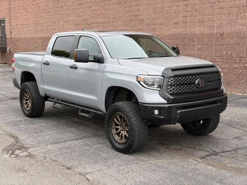 Gray 2021 Toyota Tundra SR5