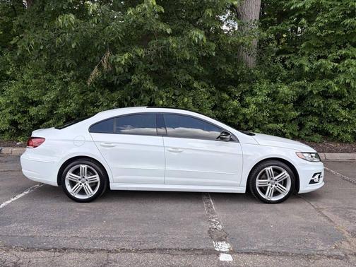 Pure White 2017 Volkswagen CC 2.0T R-Line Executive