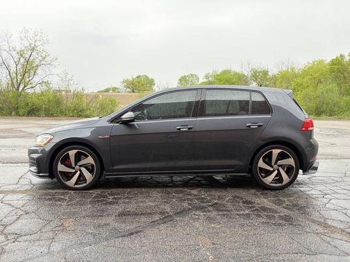 Gray 2018 Volkswagen Golf GTI 2.0T S 4-Door