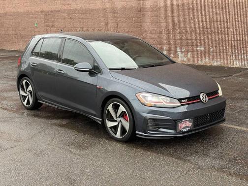 Gray 2018 Volkswagen Golf GTI 2.0T S 4-Door