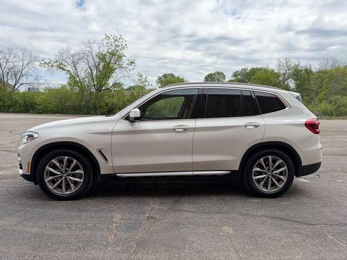 White 2019 BMW X3 xDrive30i