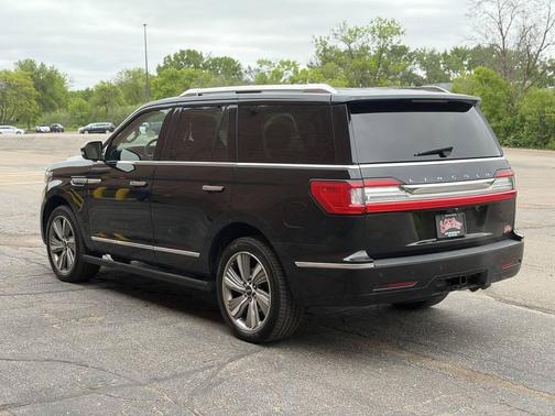 Black 2018 Lincoln Navigator Reserve