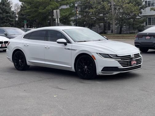 2019 Volkswagen Arteon 2.0T SE 4MOTION