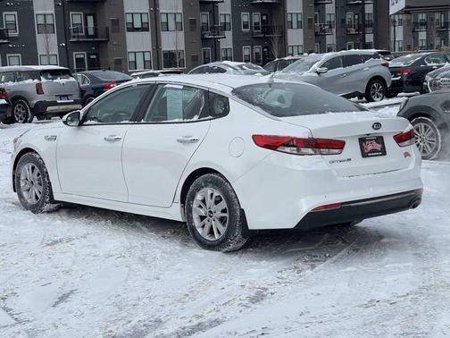 2016 Kia Optima LX