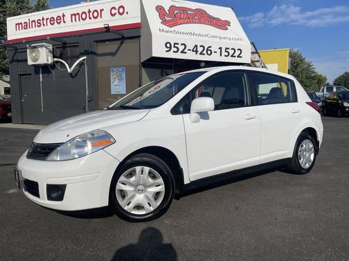 2011 Nissan Versa 1.8 S