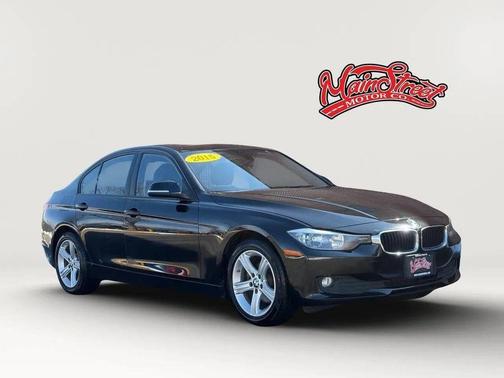 Black 2015 BMW 320 i