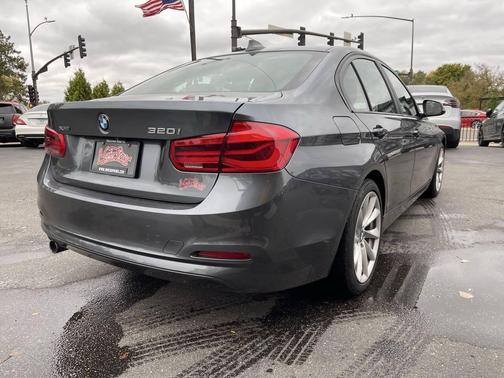 2018 BMW 320 i