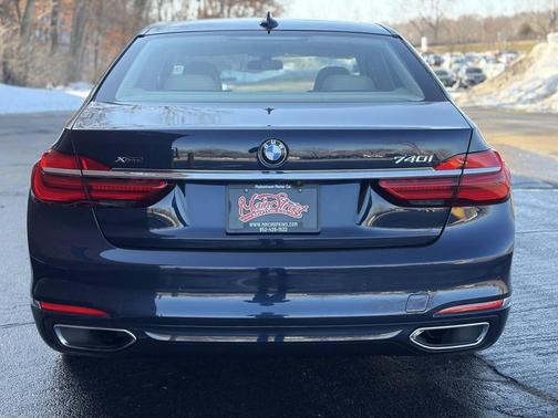 2017 BMW 740 xDrive
