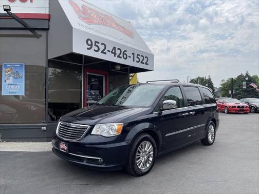 2011 Chrysler Town & Country Limited