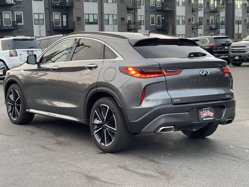 2022 INFINITI QX55 ESSENTIAL