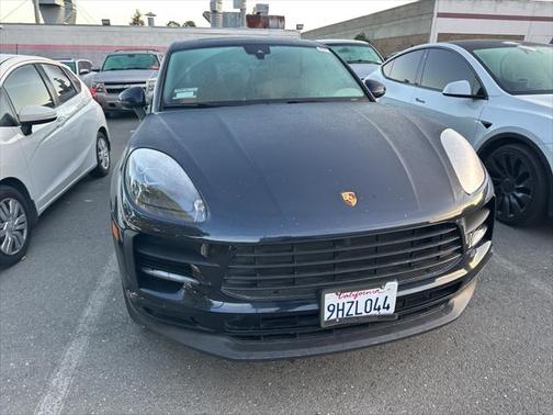 2020 Porsche Macan Base