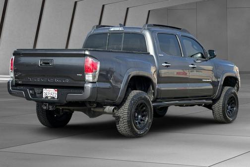 2016 Toyota Tacoma Limited