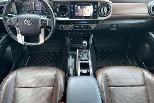 2016 Toyota Tacoma Limited