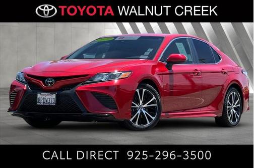 2020 Toyota Camry SE