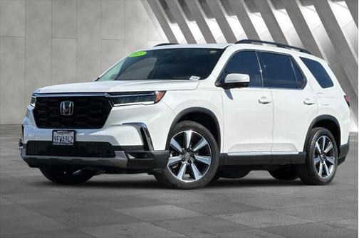2023 Honda Pilot AWD Elite