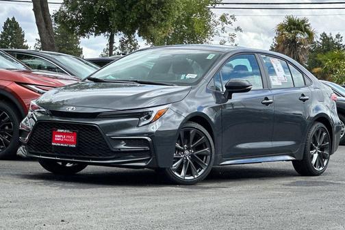 Underground/Midnight Black Metallic 2026 Toyota Corolla XSE