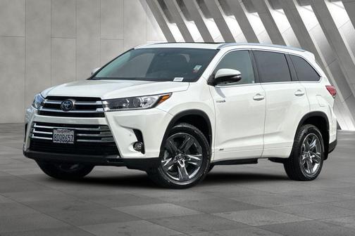 Blizzard Pearl 2018 Toyota Highlander Hybrid Platinum