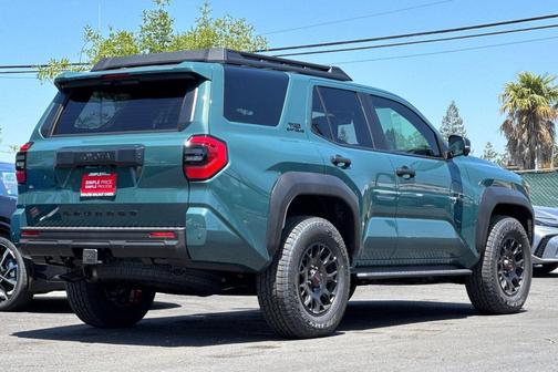 Everest 2026 Toyota 4Runner TRD Off Road Premium