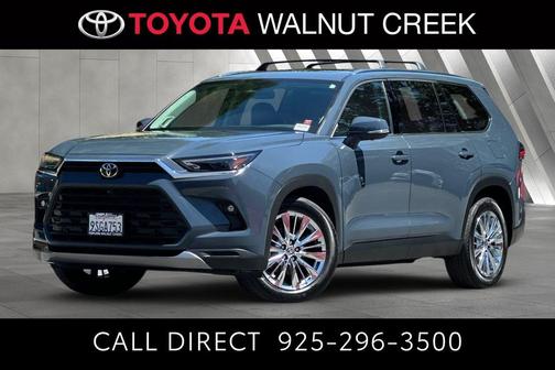 Cloud 2025 Toyota Grand Highlander Platinum