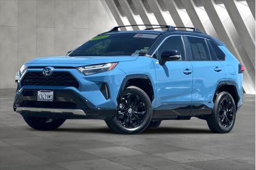 2022 Toyota RAV4 Hybrid SE